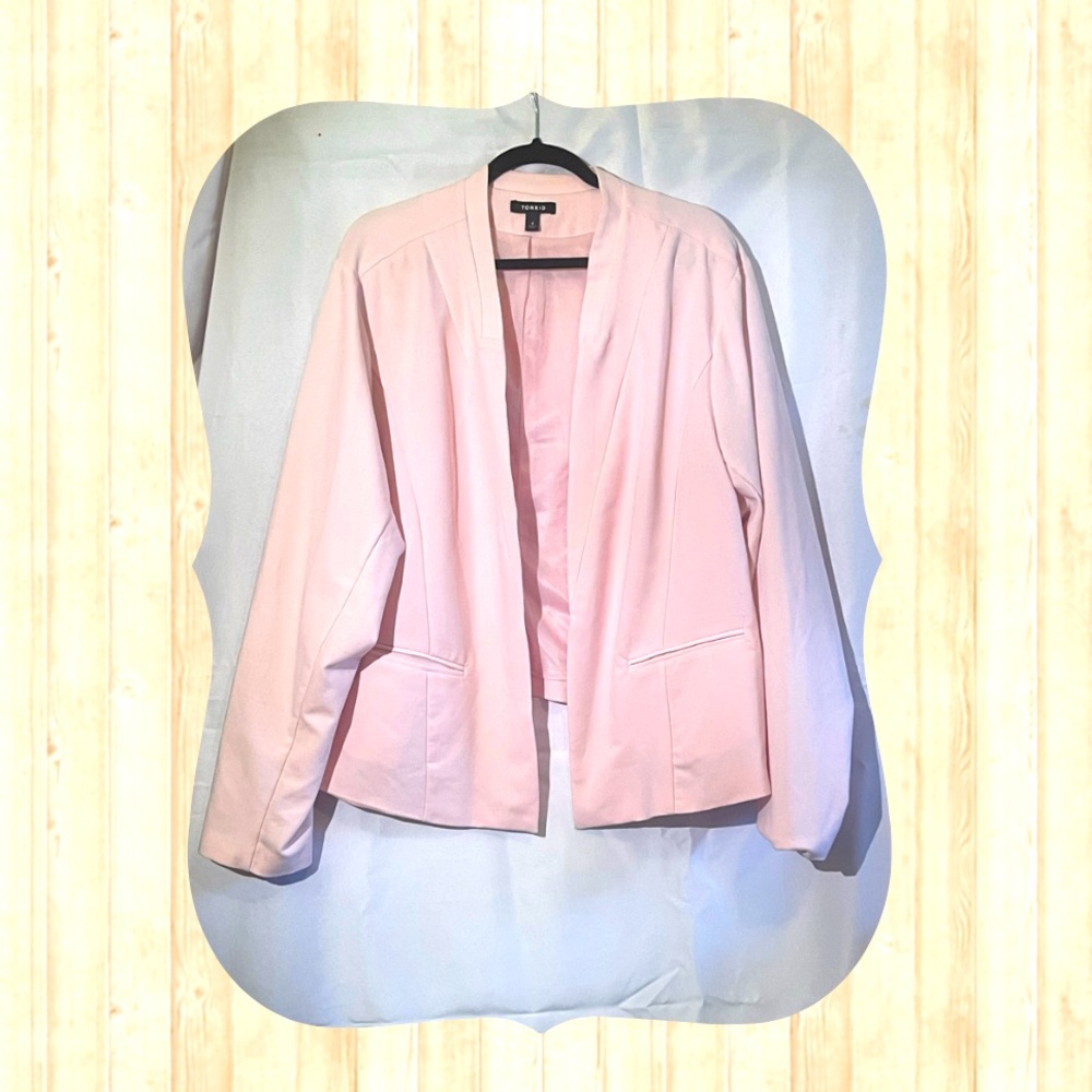 Torrid pink open blazer size 4x